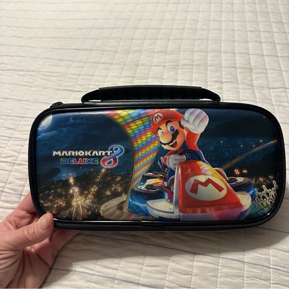 NINTENDO SWITCH‎ Deluxe Game Traveler Case - Mario Kart USED